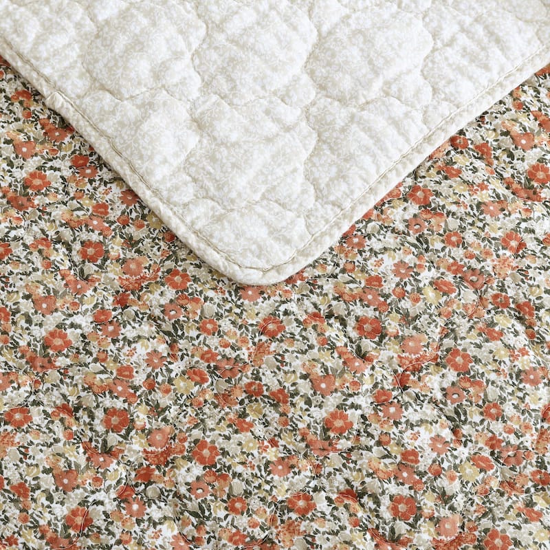 Laura Ashley Loveston Red Cotton Reversible Quilt Set