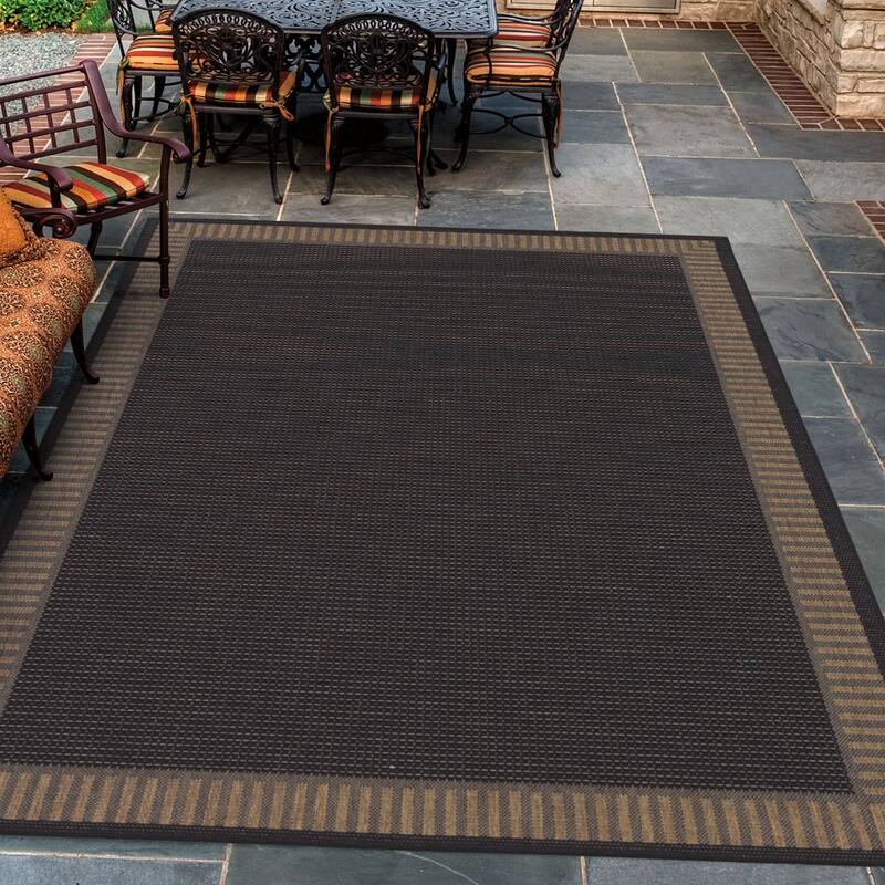 Pergola Flame Indoor/ Outdoor Area Rug