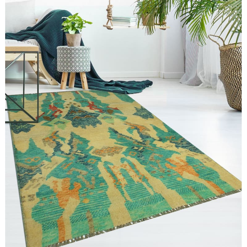 Balochi Bahriye Ivory/Turquoise Rug - 2'11" x 5'0"