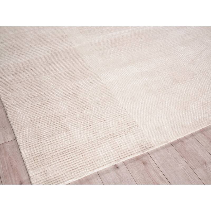 Cantori Handmade Wool/Bamboo Silk in Ivory/Light Beige Area Rug