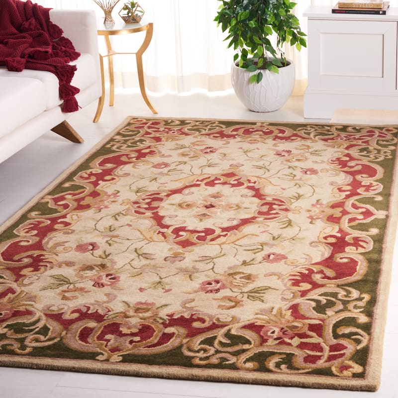 SAFAVIEH Handmade Classic Selvaggia Traditional Oriental Wool Rug - 5' x 8' - Ivory/Green
