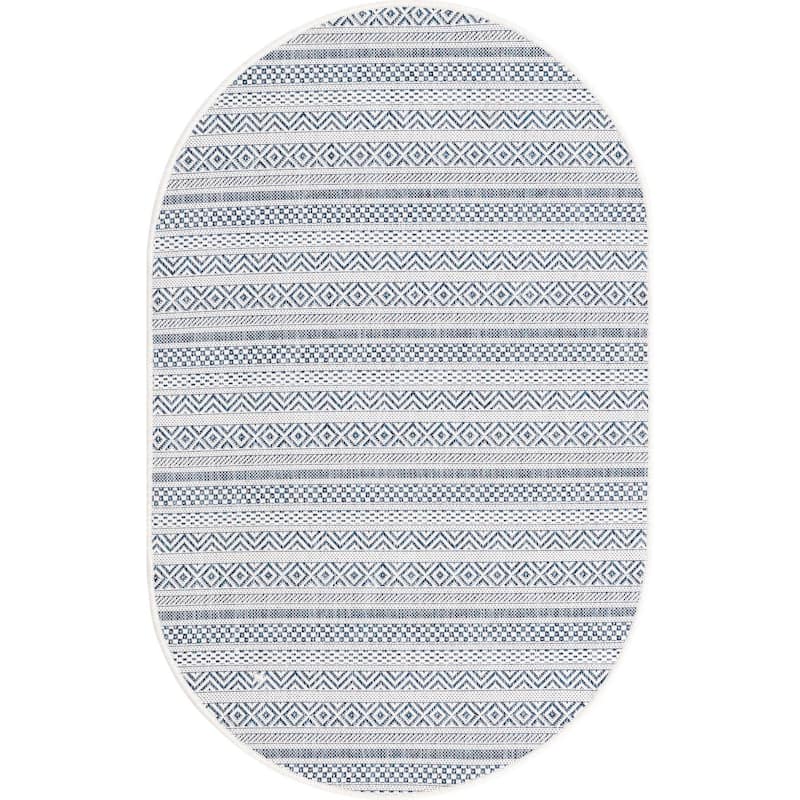 Outdoor Laaset Collection Area Rug