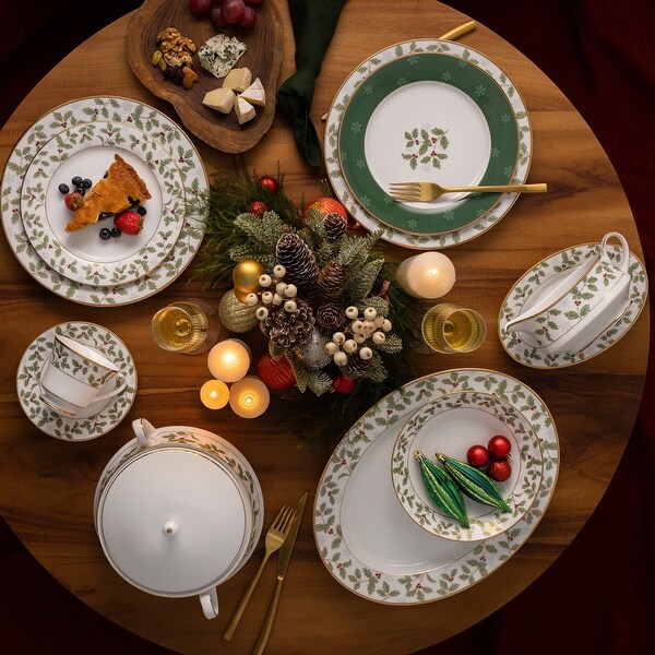 Noritake Holly & Berry Gold 5-Piece Place Setting, Service for 1