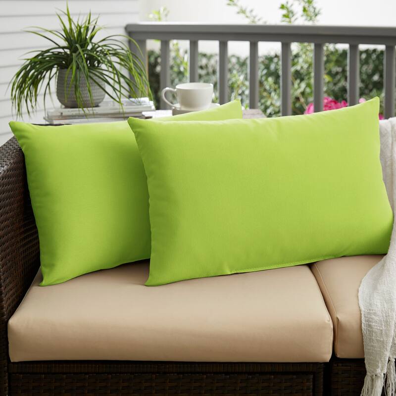 Charisma Outdoor Green Pillow Made with Sunbrella (Set of 2)