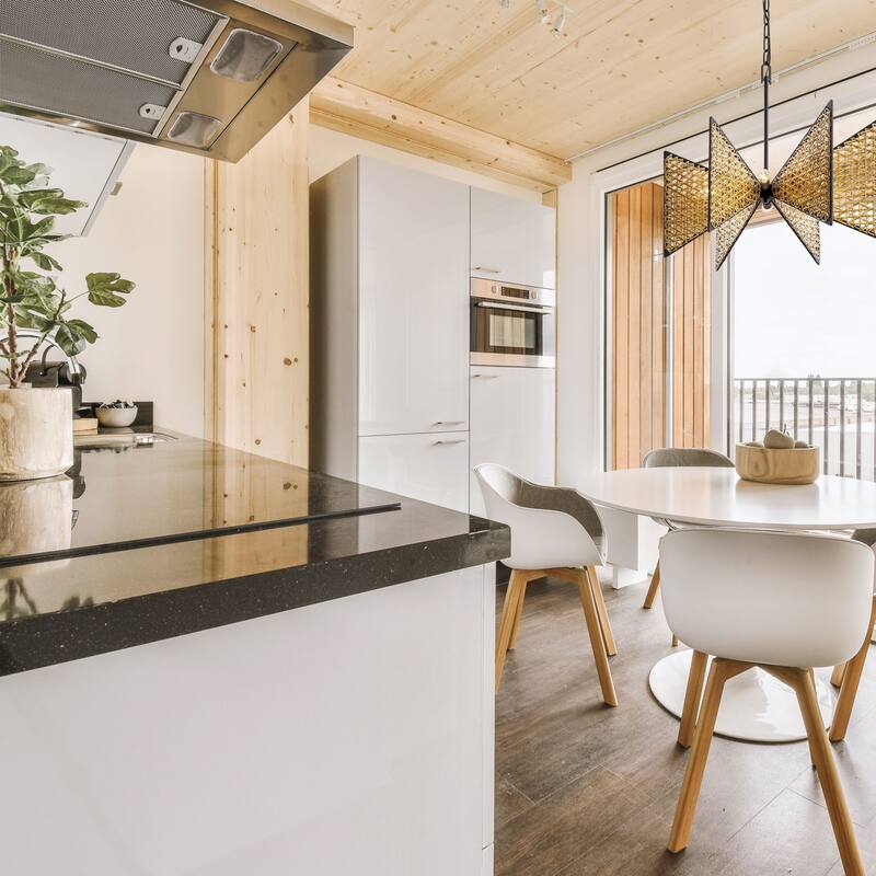 Varaluz Machina Chandelier - Matte Black/Sulihiya - 24"W x 21.75"H