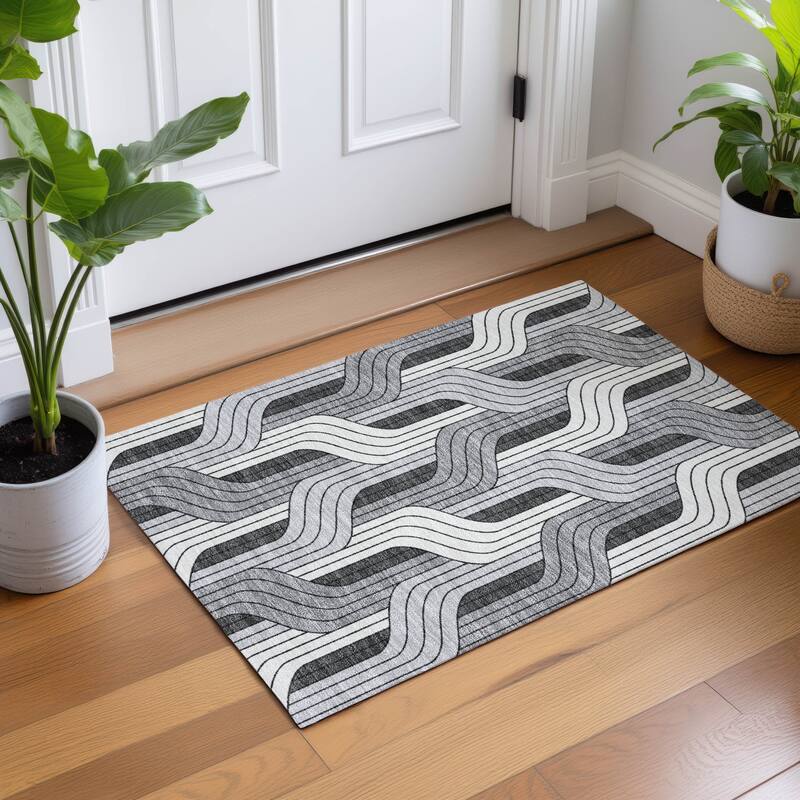 Machine Washable Indoor/ Outdoor Modern Pathway Chantille Rug