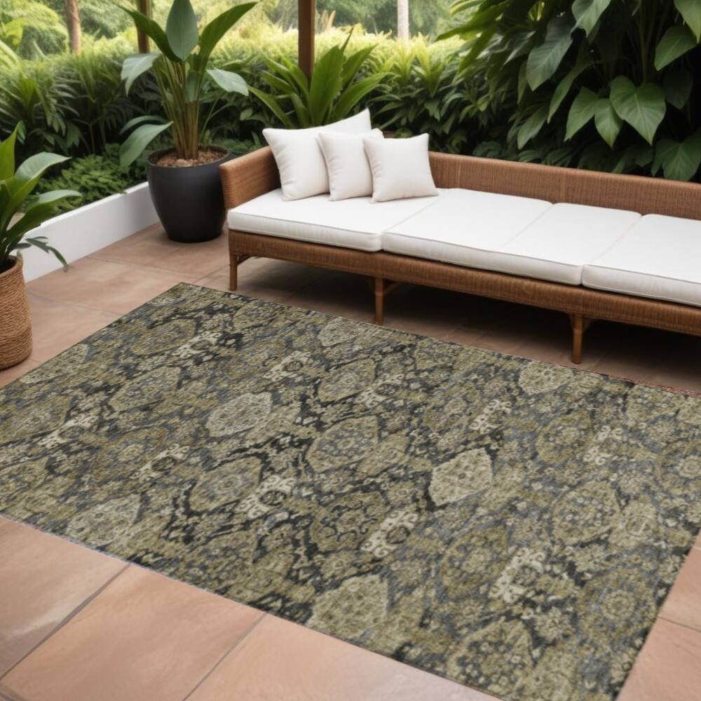 HomeRoots Damask Transitional Rectangle Outdoor Rug
