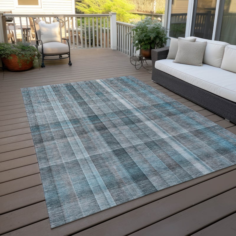 Machine Washable Indoor/ Outdoor Plaid Chantille Rug