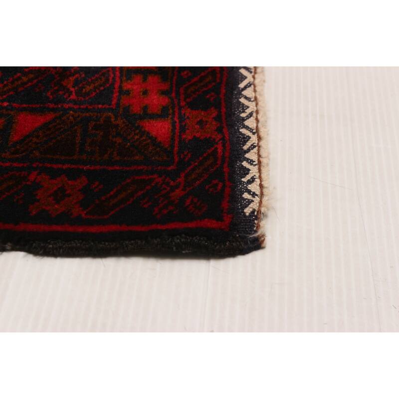Teimani Red Rug 3'9" x 6'8" - 3'9 x 6'8