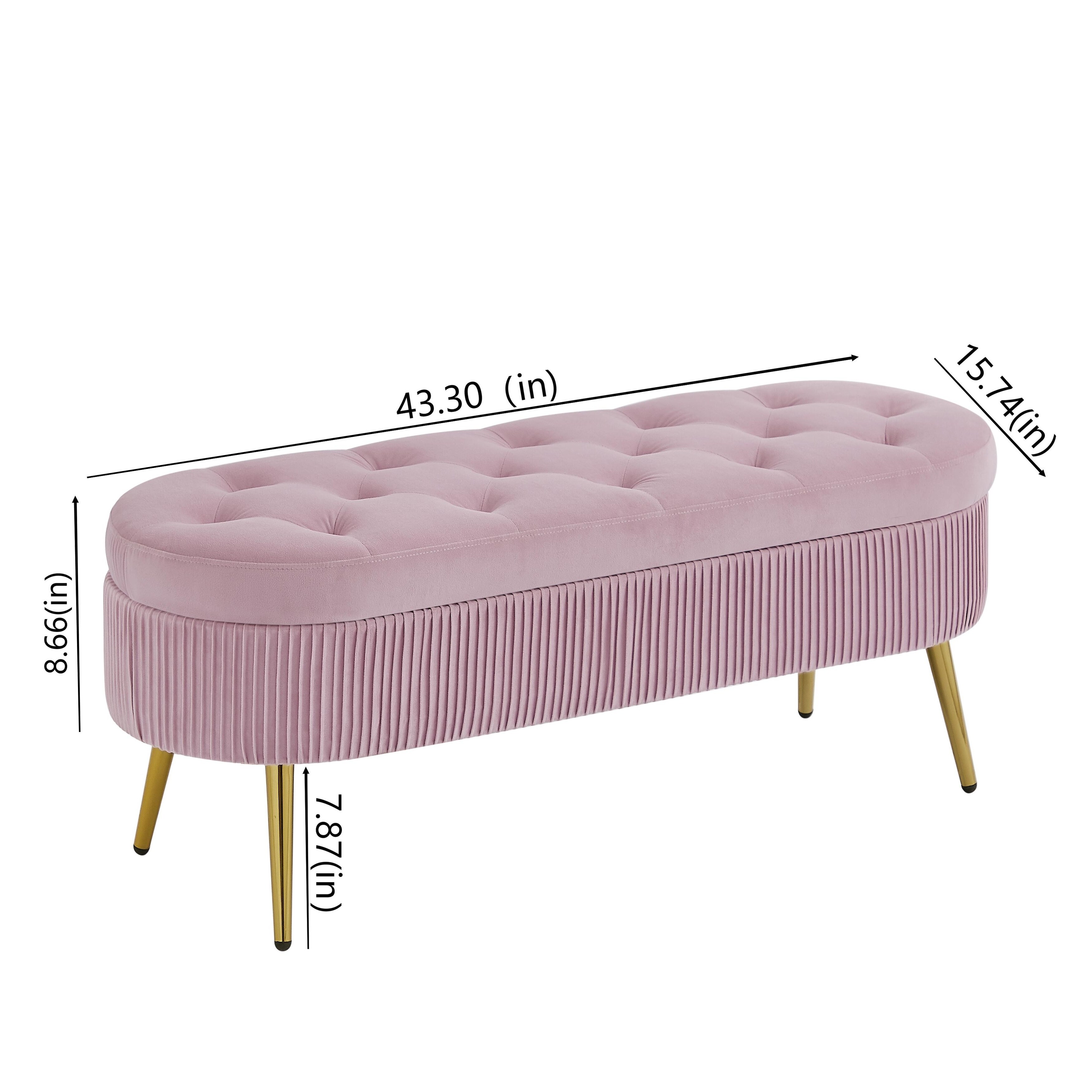 Sitting bench for new arrivals bedroom