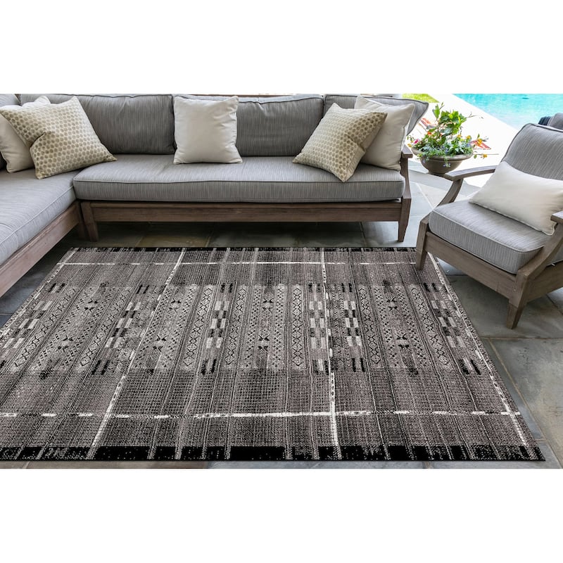 Liora Manne Marina Tribal Stripe Indoor/Outdoor Rug