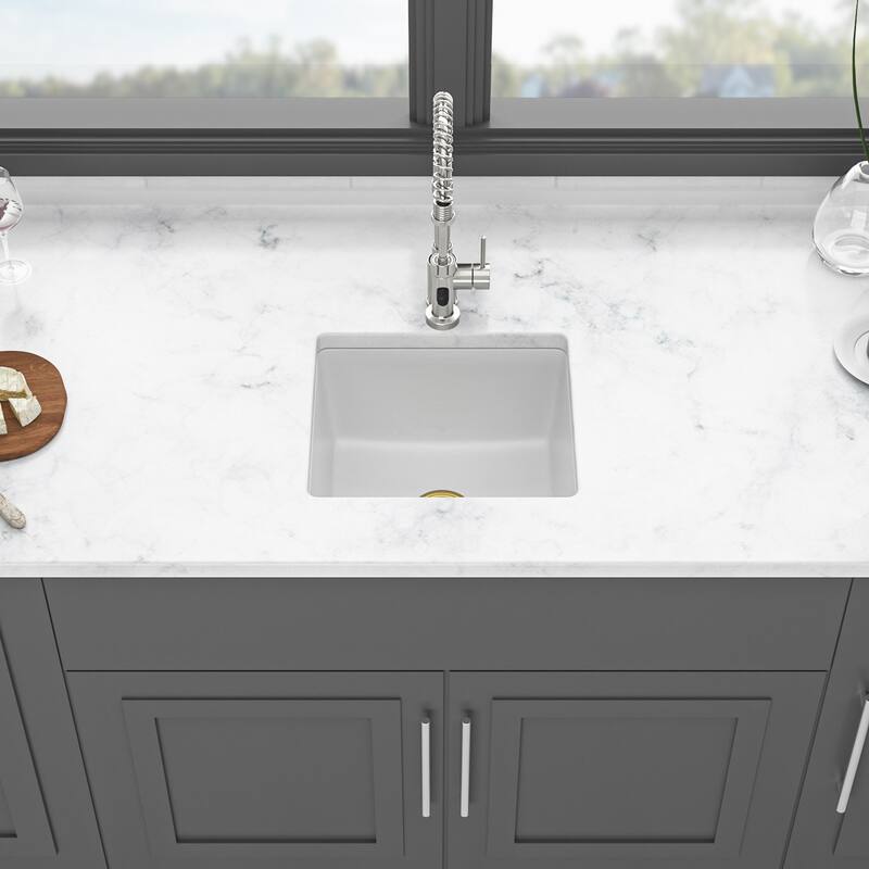 17.7" Undermount Stainless Steel Kitchen Sink with Commercial Pull-Down Faucet and Roll-Up Drying Rack