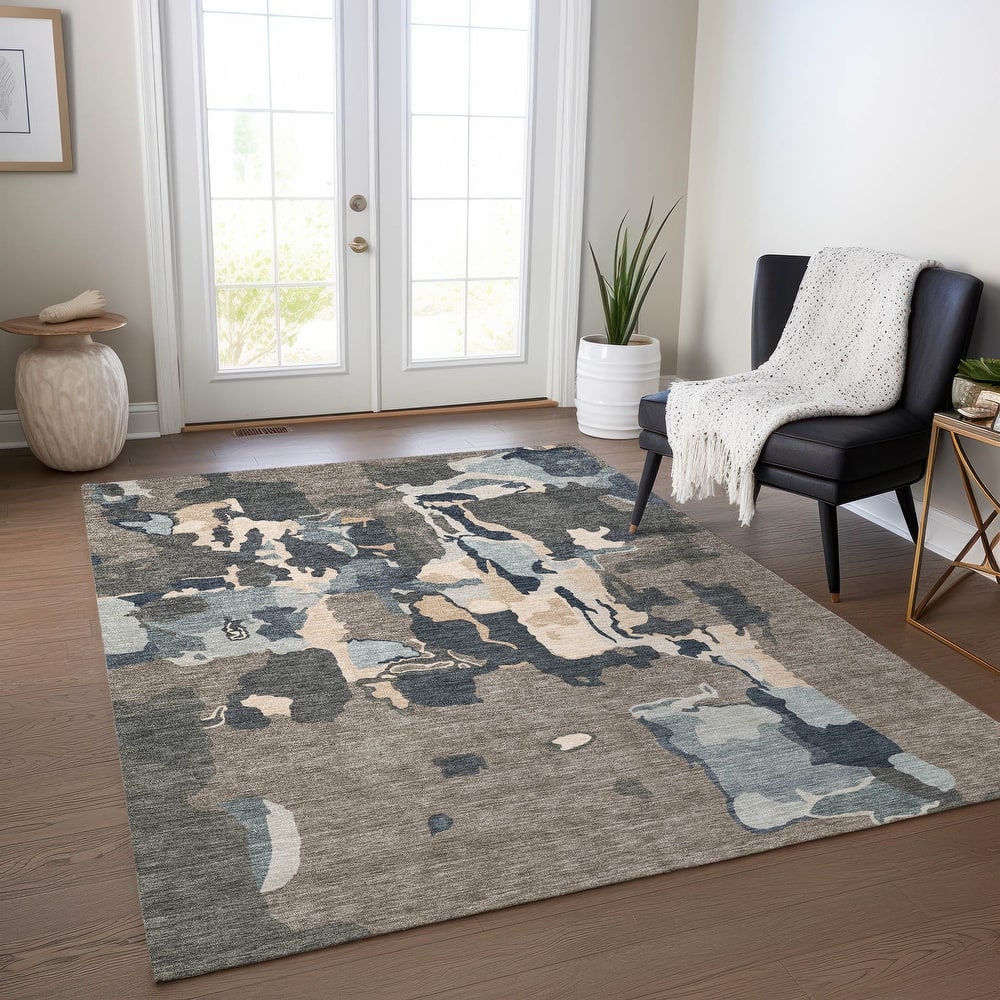 Machine Washable Indoor/ Outdoor Abstract Glam Chantille Rug