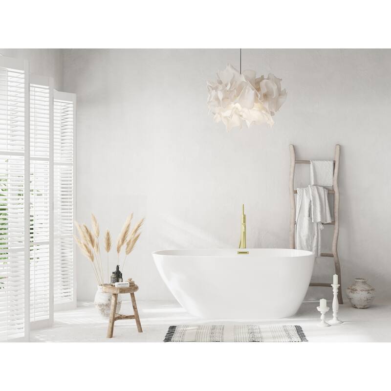 Hillary Bathtub in Glossy White
