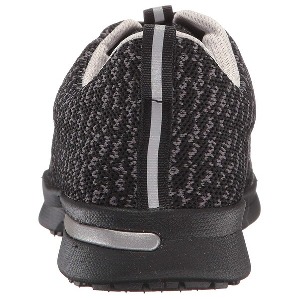 women's softwalk sneakers
