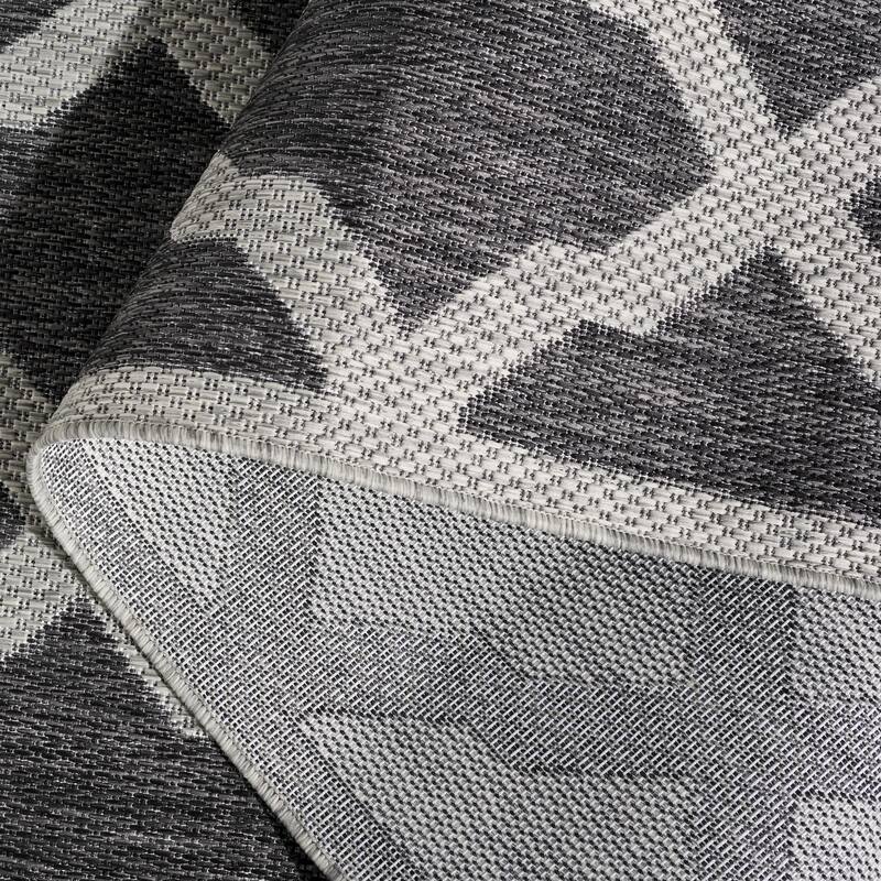 SAFAVIEH Beach House Iova Transitional Rug