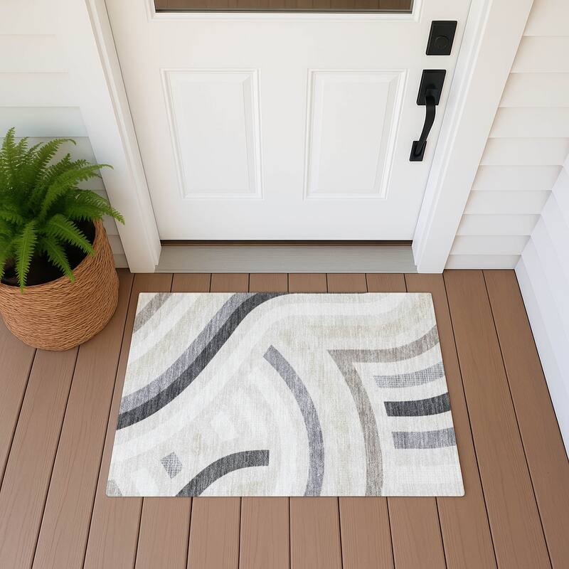 Machine Washable Indoor/ Outdoor Modern Jalen Chantille Rug - Linen - 1'8" x 2'6"