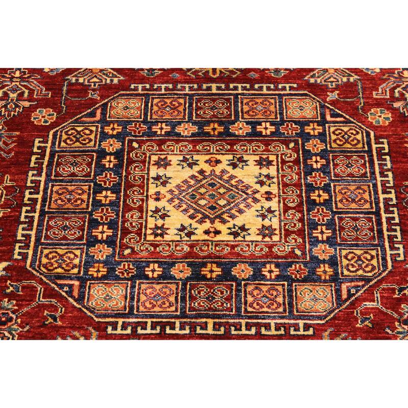Rustic Super Kazak Sariyah Red/Tan Hand Knotted Wool Rug - 6'8'' x 9'11''