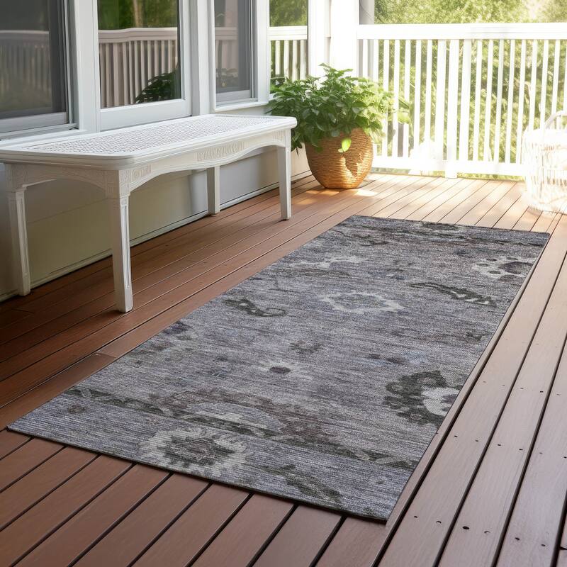 Machine Washable Indoor/ Outdoor Traditional Boho Chantille Rug - Pewter - 2'3" x 7'6"