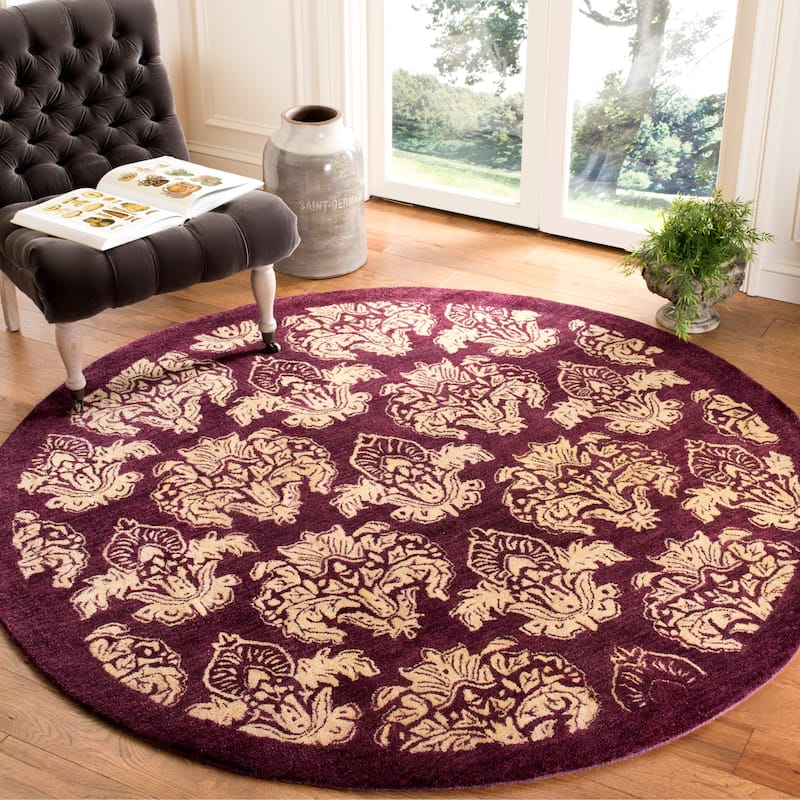 SAFAVIEH Handmade Metro Engracia French Country Floral Wool Rug - 6' Round - Assorted