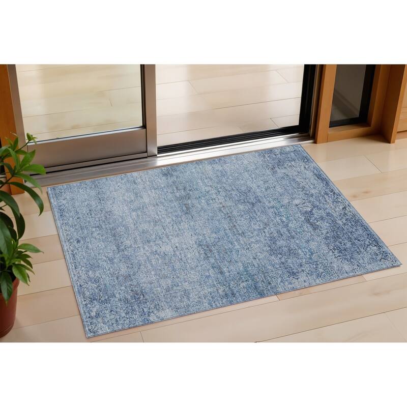 HomeRoots Abstract Traditional Rectangle Outdoor Rug - 3' x 5'