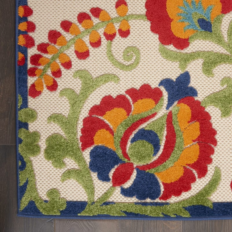 HomeRoots Contemporary Rectangle Outdoor Rug - 12' X 15'