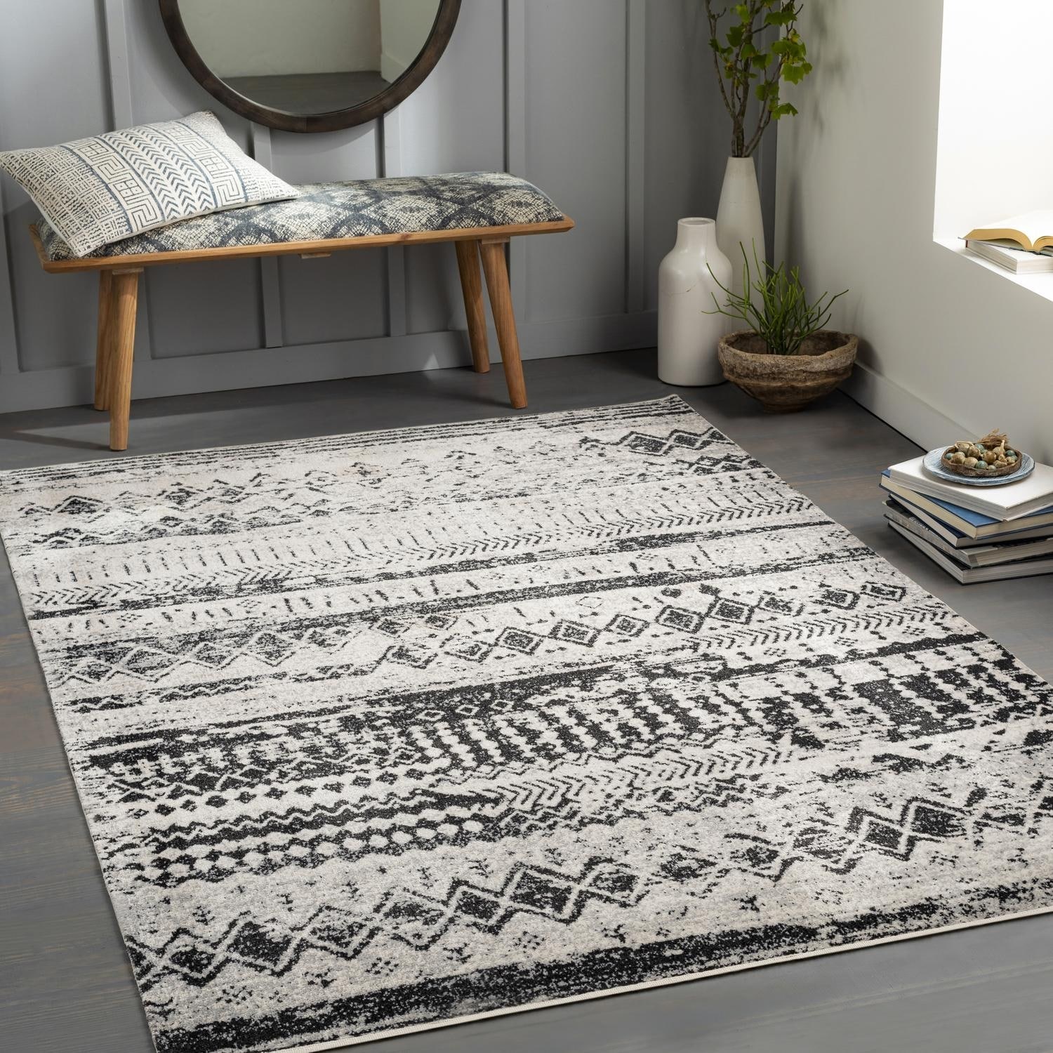 Livabliss Lavadora Vintage Washable Area Rug.