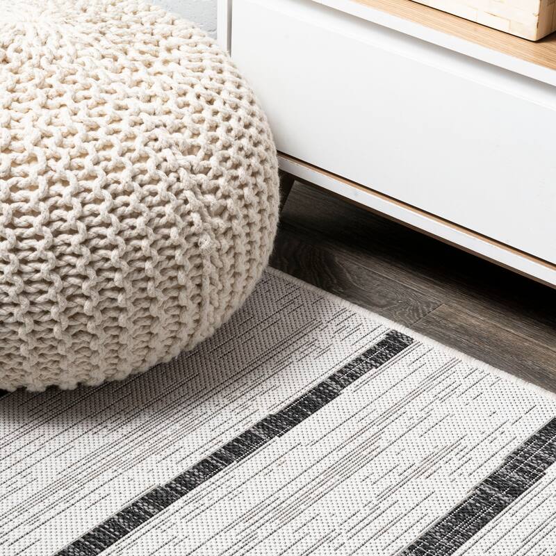 JONATHAN Y Andratx Berber Stripe Indoor/Outdoor Area Rug