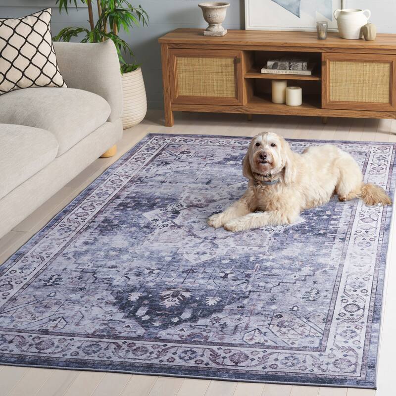 SAFAVIEH Tucson Vineeta Machine Washable & Slip Resistant Rug