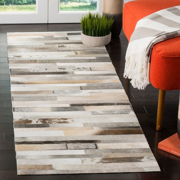 Safavieh Studio Leather Collection STL513A Handmade Mid-Century Modern Leather Area Rug Black 3' x 5' Grey Safavieh Studio Leather Collection STL513A Handmade Mid-Century Modern Leather Area Rug Black 3' x 5' Grey