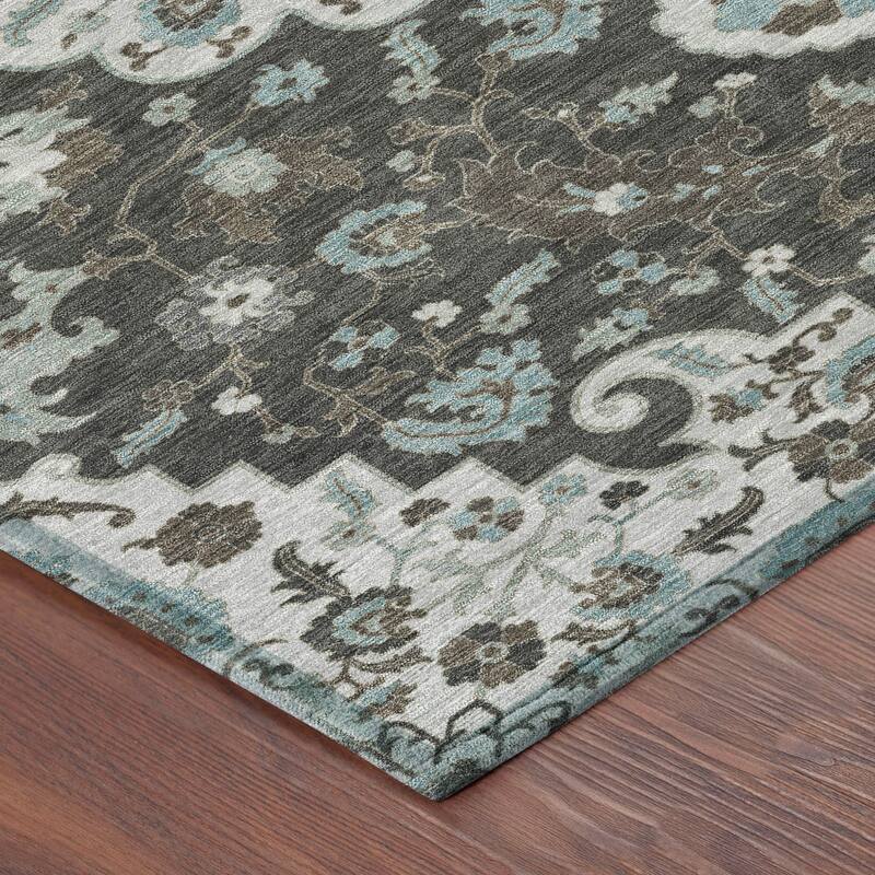 Machine Washable Indoor/ Outdoor Traditional Savannah Chantille Rug