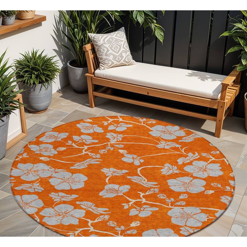 HomeRoots Floral Transitional Rectangle Outdoor Rug - 8' Round