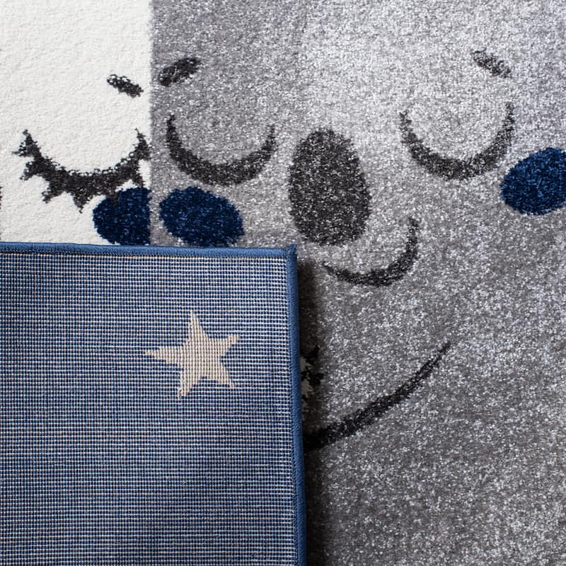 SAFAVIEH Carousel Kids Iana Koala Hug Rug