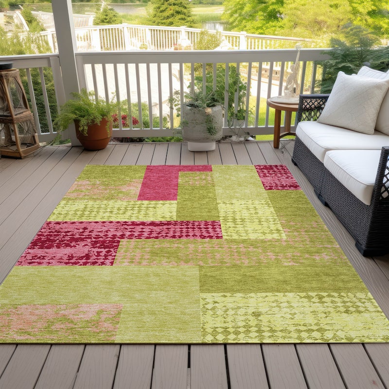 Machine Washable Indoor/ Outdoor Modern Blocks Chantille Rug - Lime - 3' x 5'