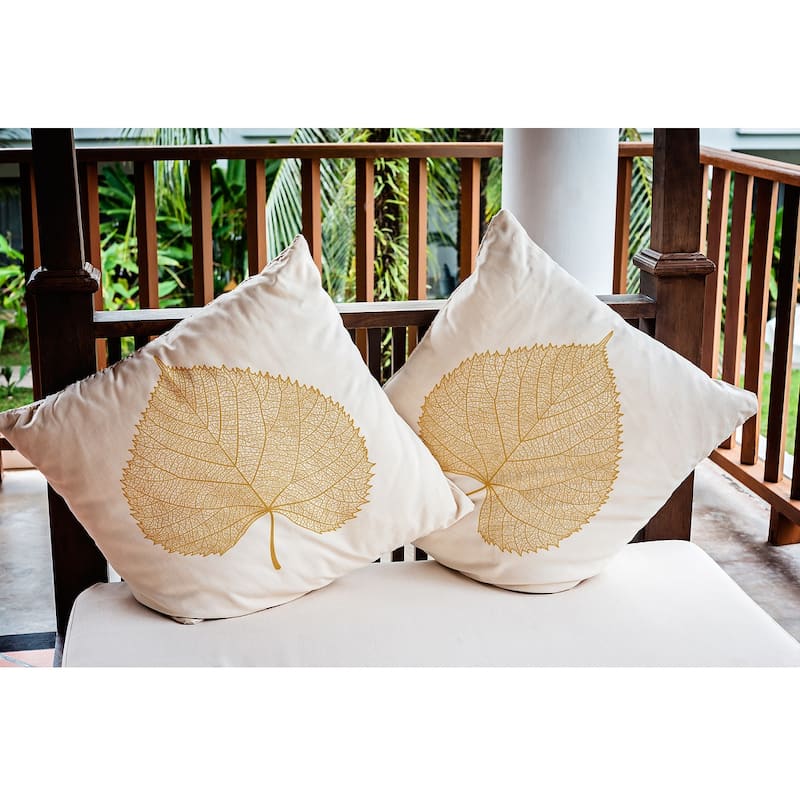 Leaf Study Fall Indoor/Outdoor Throw Pillow