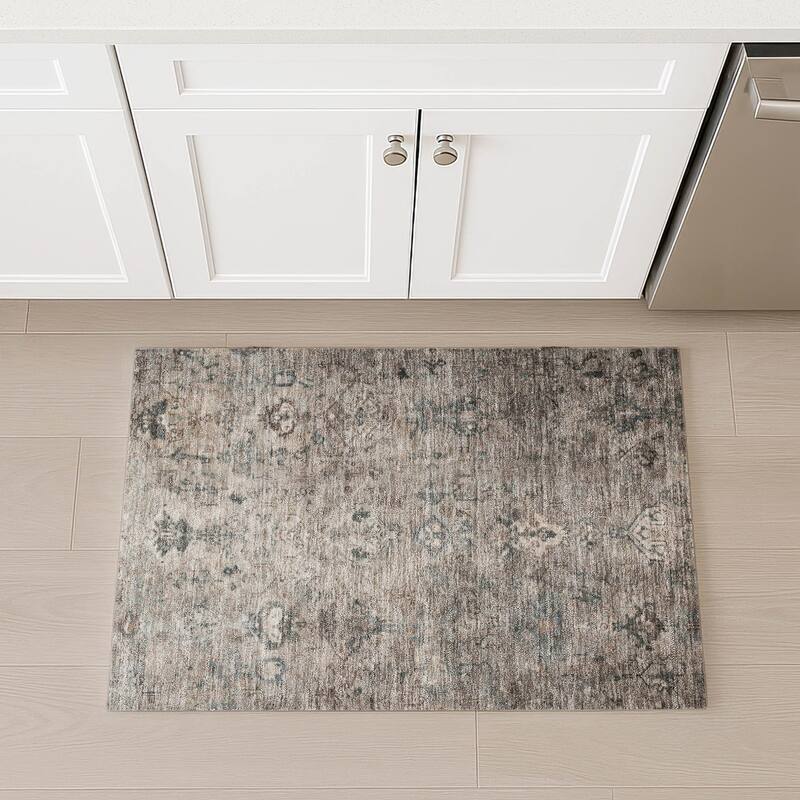 Machine Washable Indoor/ Outdoor Traditional Serenity Chantille Rug