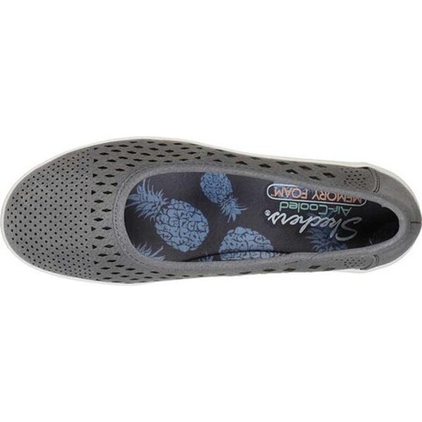 skechers kiss shifty