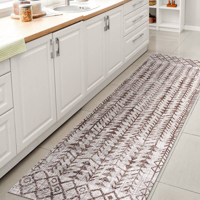 JONATHAN Y Sukie Bohemian Geometric Indoor/Outdoor Area Rug