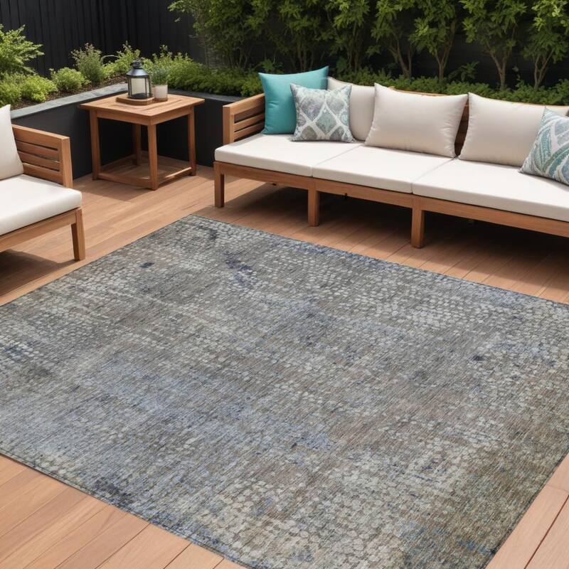 HomeRoots Abstract Transitional Rectangle Outdoor Rug - 10' X 14'