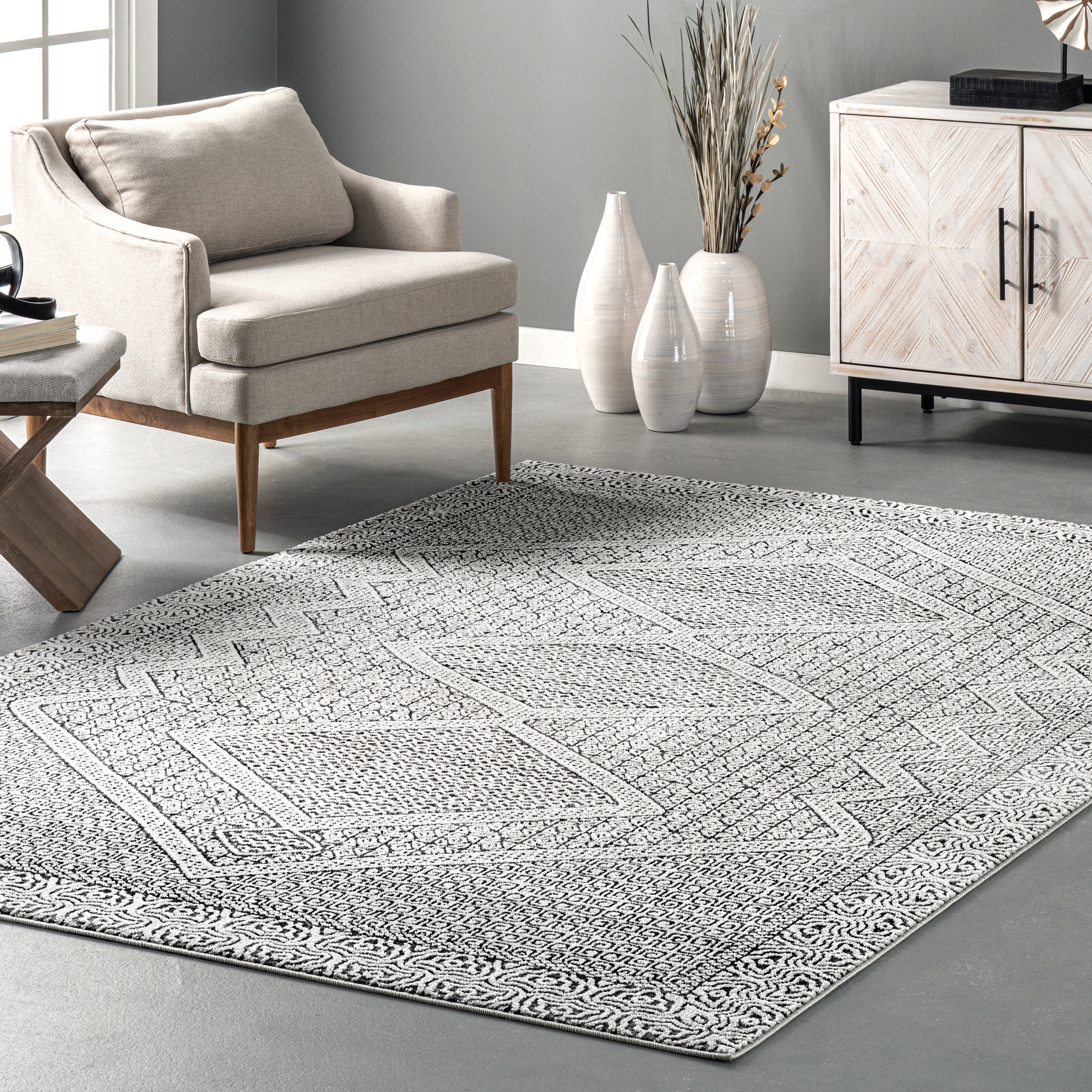 Nuloom Light Grey Aztec Print Area Rug