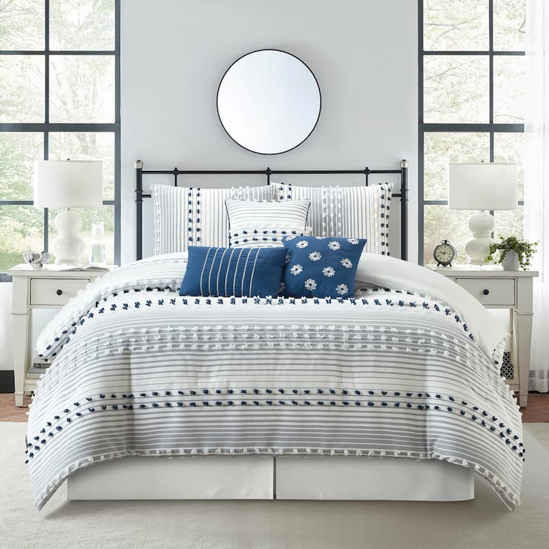 Nanshing Jessy Modern Striped 7 Piece Comforter Set - Blue - California King