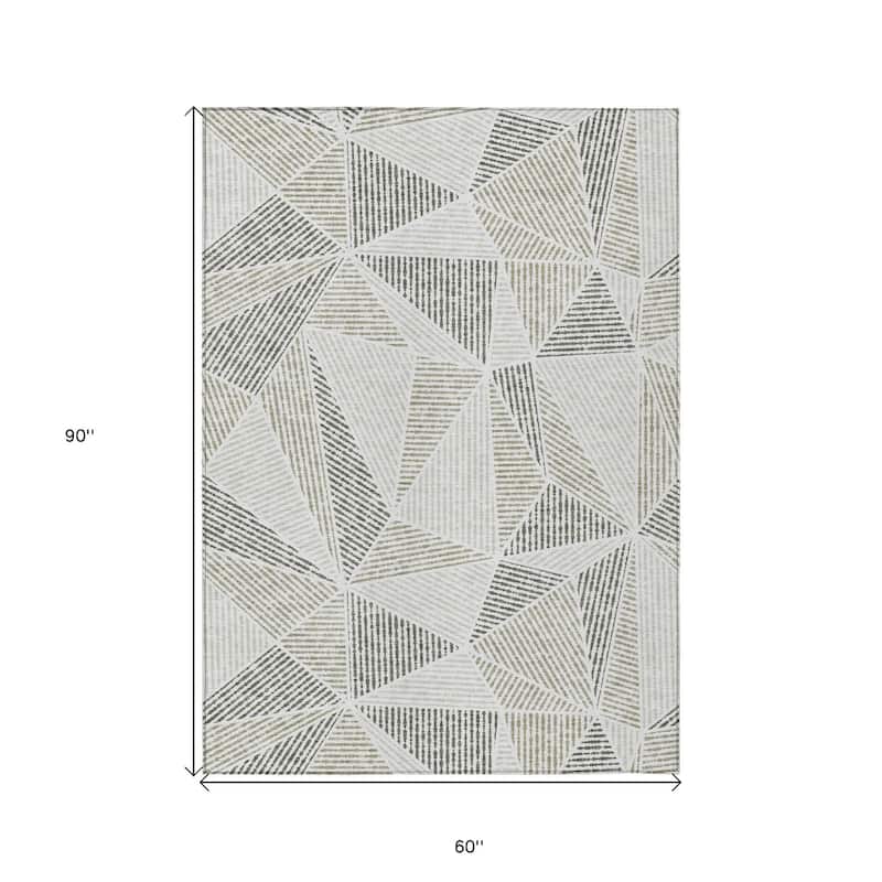 HomeRoots Geometric Transitional Rectangle Outdoor Rug