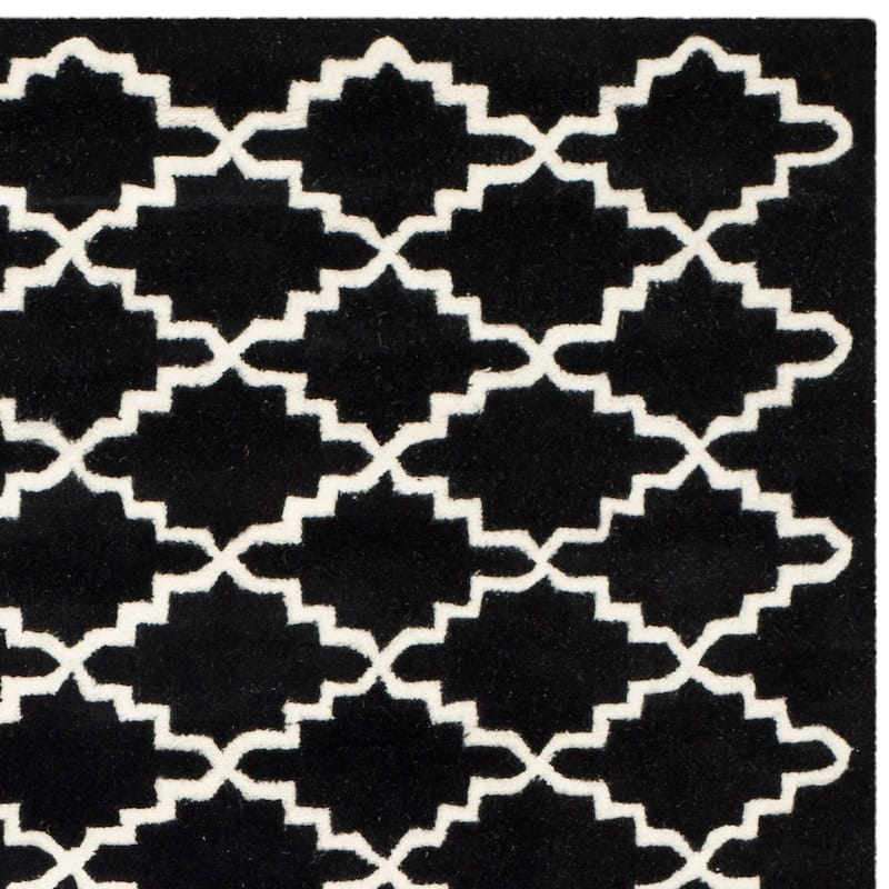 SAFAVIEH Handmade Chatham Carlota Modern Moroccan Wool Rug