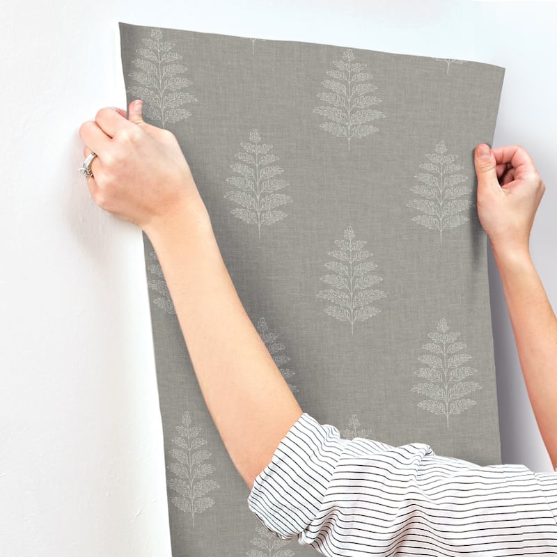 Chesapeake Frond Charcoal Leaf Wallpaper