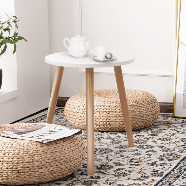 Round White Coffee Table with MDF Top and Pine Wood Legs Modern Minimalist Side Table for Living Room or Office