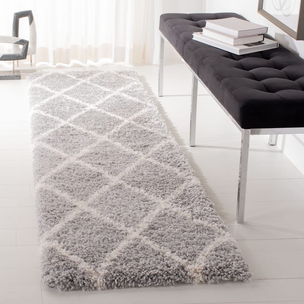 SAFAVIEH Fontana Shag Gurli Trellis 2-inch Thick Rug