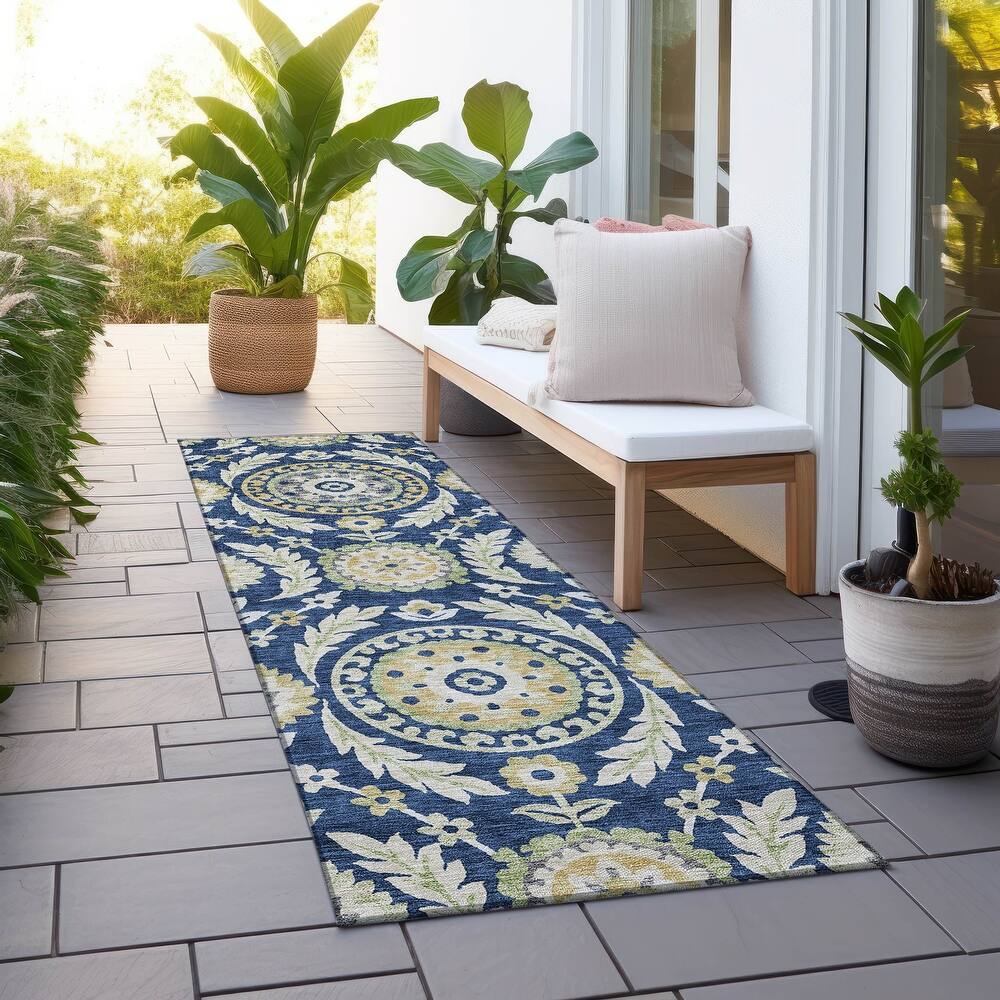 Machine Washable Indoor/ Outdoor Chantille Suzani Boho Rug