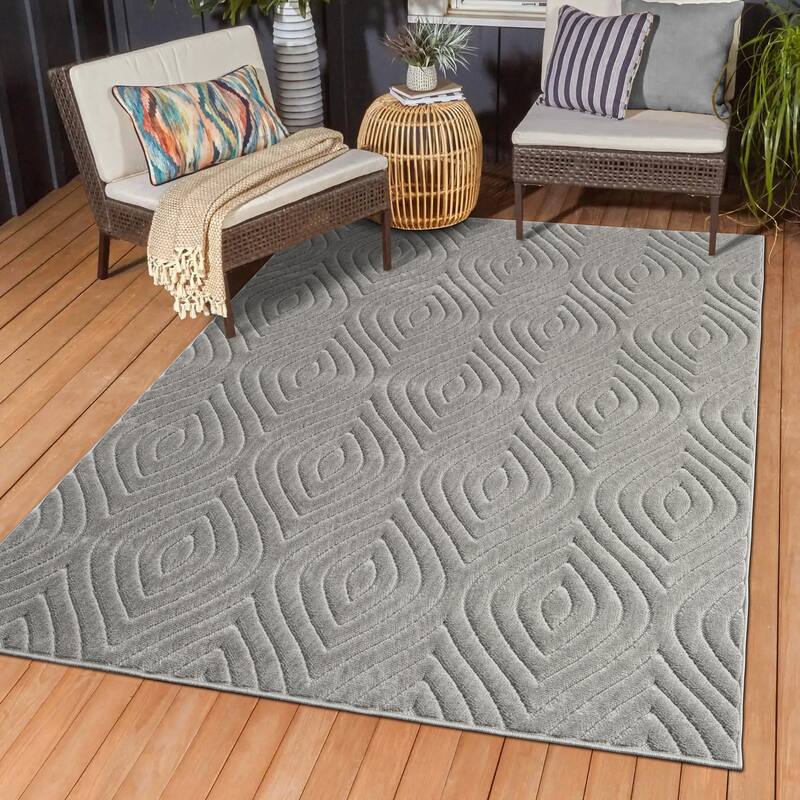 Sevita Modern Trellis Indoor/Outdoor Area Rug