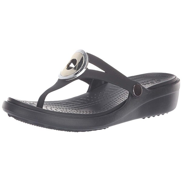 crocs women's sanrah metal block slide sandal