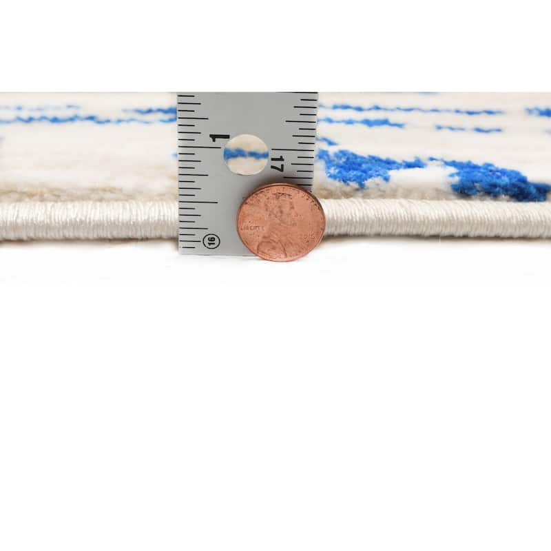 Gray Polypropylene Lisette Modern Oriental Area Rug